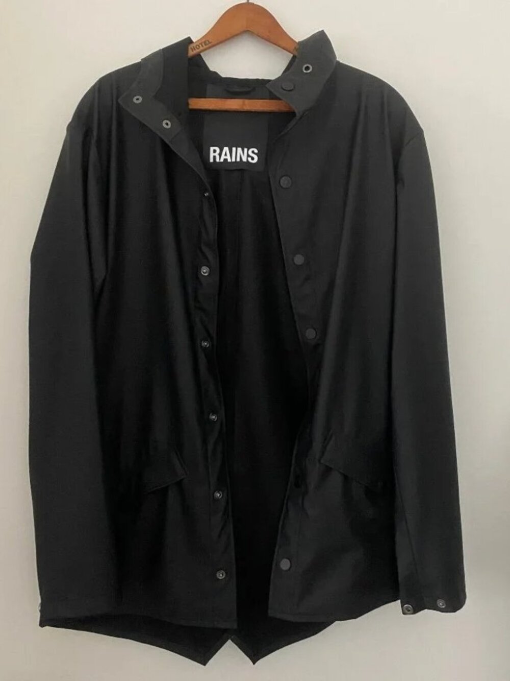 RAINS rain jacket size XS PREOWNED